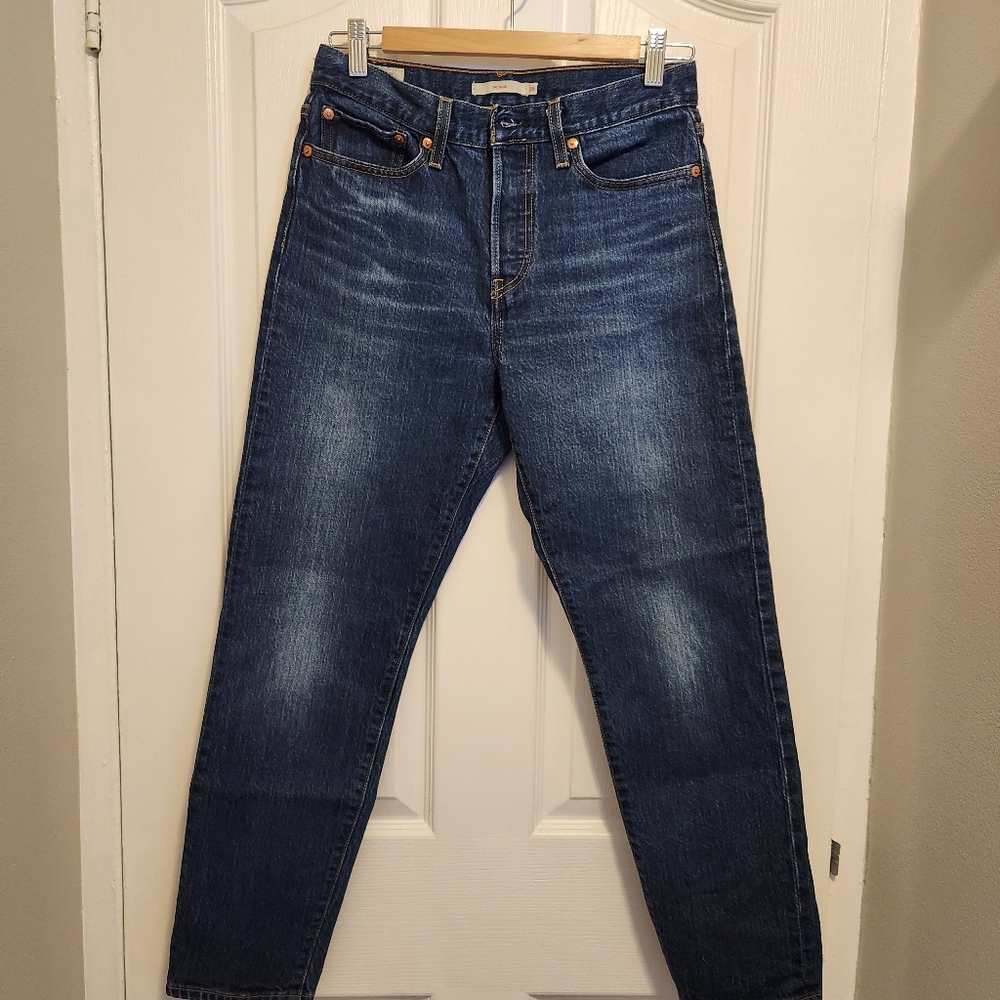 Levis Wedgie Customized Jeans Size 28